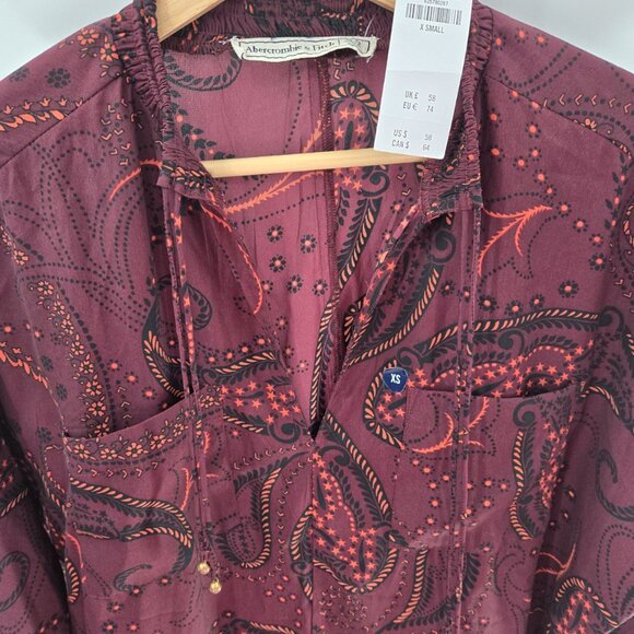 Abercrombie and Fitch Burgundy Paisley Pullover Pockets Long Sleeved Blouse XS - Picture 3 of 11